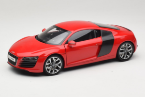 Audi R8 Rouge Kyosho 1:18 09213R Métal