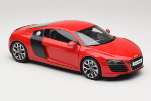 Audi R8 Rouge Kyosho 1:18 09213R Métal — image 6 sur 8