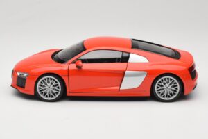 Audi R8 V10 Rouge Welly 1:18 18052W Métal — image 4 sur 8