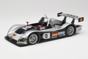 Audi R8R LMP #8 F. Biela / E. Pirro / D. Theys 24 Hours of Le Mans 1999 Maisto 1:18 538881 Métal