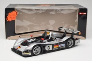 Audi R8R LMP #8 F. Biela / E. Pirro / D. Theys 24 Hours of Le Mans 1999 Maisto 1:18 538881 Métal — image 8 sur 8
