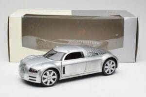 Audi Rosemeyer Argent Maisto 1:18 20000001438 Métal — image 8 sur 8