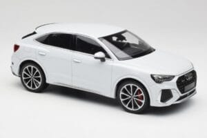 Audi RS Q3 F3 Sportback Glacier White Metallic Minichamps 1:18 155018105 Métal — image 4 sur 6