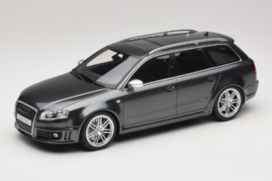 Audi RS4 B7 Gris Otto 1:18 OT721 Résine