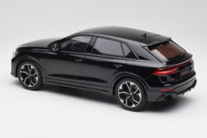 Audi RSQ8 Night Noir GT Spirit 1:18 GT305 Résine — image 5 sur 6