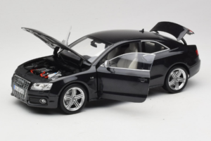 Audi S5 B8 Coupe Noir Norev 1:18 188360 Métal — image 2 sur 8