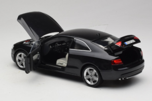 Audi S5 B8 Coupe Noir Norev 1:18 188360 Métal — image 5 sur 8