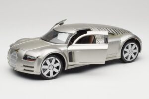 Audi Rosemeyer Argent Maisto 1:18 31625 Métal — image 2 sur 8