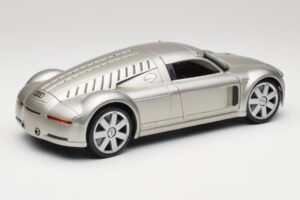 Audi Rosemeyer Argent Maisto 1:18 31625 Métal — image 3 sur 8