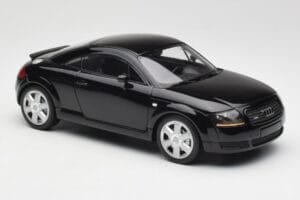 Audi TT 8N Noir Minichamps 1:18 155017021 Métal — image 4 sur 6