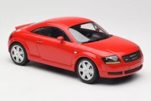 Audi TT 8N Rouge Minichamps 1:18 155017022 Métal — image 4 sur 6