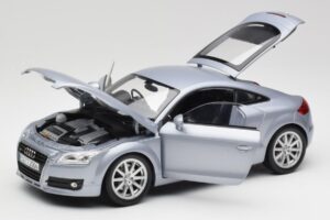 Audi TT 8N RHD Lake Argent Métallique Minichamps 1:18 150015020 Métal — image 2 sur 8