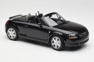 Audi TT 8N Roadster Black Metallic Minichamps 1:18 155017030 Métal — image 4 sur 6