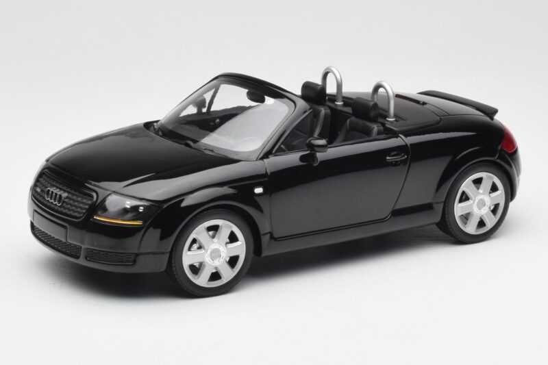 Audi TT 8N Roadster Black Metallic Minichamps 1:18 155017030 Métal