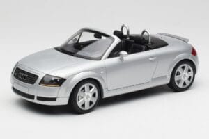 Audi TT 8N Roadster Silver Metallic Minichamps 1:18 155017031 Métal