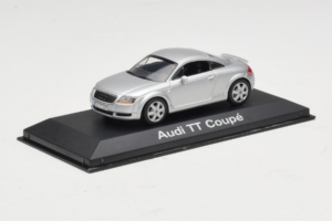 Audi TT 8N Argent Minichamps 1:43 5019800423 Métal — image 2 sur 5