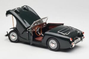 Austin-Healey Sprite Leaf Green Revell 1:18 08837 Métal — image 5 sur 8