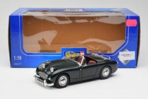 Austin-Healey Sprite Leaf Green Revell 1:18 08837 Métal — image 8 sur 8
