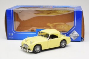 Austin-Healey Sprite Mk1 Jaune Revell 1:18 8835 Métal — image 8 sur 8