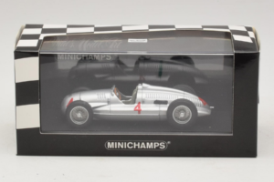 Auto Union Typ D #4 Argent Minichamps 1:43 5030900703-R1 Métal — image 4 sur 4