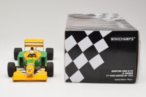 Benetton Ford B193B #5 R. Patrese 3rd Place British GP 1993 Minichamps 1:18 110930906 Métal — image 6 sur 6