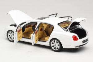 Bentley Continental Flying Spur Blanc Minichamps 1:18 100139461 Métal — image 5 sur 8