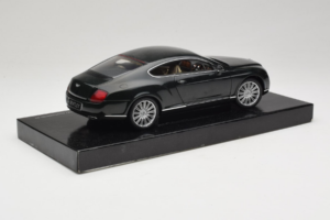Bentley Continental GT British Racing Green Minichamps 1:18 BL570 Métal — image 4 sur 8
