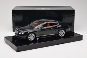 Bentley Continental GT Midnight Emerald Minichamps 1:18 BL389 Métal — image 8 sur 8