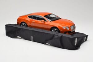 Bentley Continental GT Orange Metallic Minichamps 1:18 100139921 Métal — image 6 sur 8