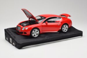 Bentley Continental GT St. James Red Minichamps 1:18 100139922 Métal — image 2 sur 8