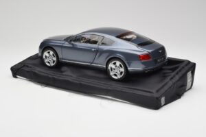 Bentley Continental GT Thunder Gris Minichamps 1:18 BL835 — image 7 sur 8