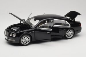 Bentley Flying Spur W12 Diamond Black Kyosho 1:18 08891DBK Métal — image 2 sur 8