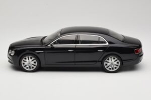Bentley Flying Spur W12 Diamond Black Kyosho 1:18 08891DBK Métal — image 4 sur 8