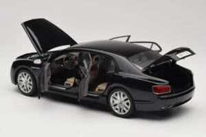 Bentley Flying Spur W12 Diamond Black Kyosho 1:18 08891DBK Métal — image 5 sur 8