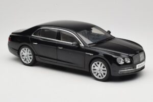 Bentley Flying Spur W12 Onyx Black Kyosho 1:18 08891NX Métal — image 6 sur 8