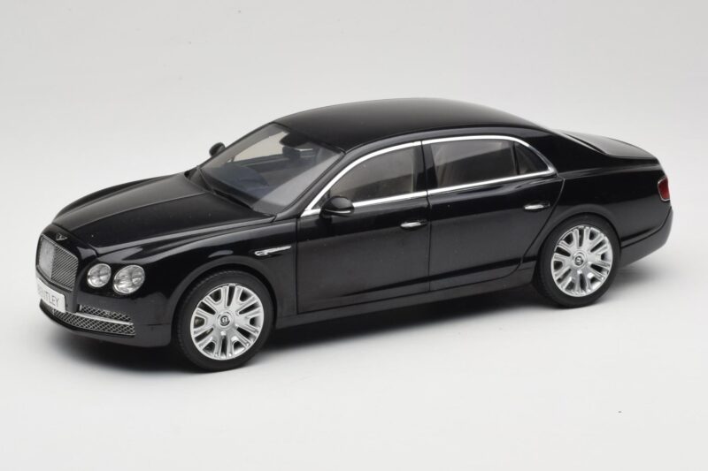 Bentley Flying Spur W12 Onyx Black Kyosho 1:18 08891NX Métal