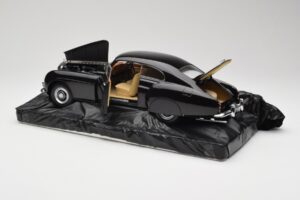 Bentley R-Type Continental Black Metallic Minichamps 1:18 100139420 Métal — image 5 sur 8