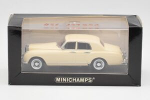 Bentley S2 Rouge Minichamps 1:43 436139951 Métal — image 4 sur 4