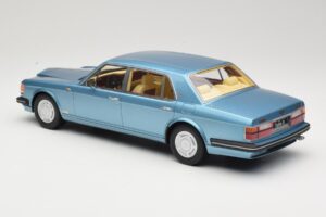 Bentley Turbo R LWB Bleu GT Spirit 1:18 GT782 Résine — image 5 sur 6