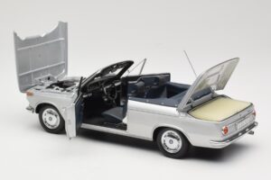 BMW 1600 Cabriolet Argent Minichamps 1:18 80430145819 Métal — image 5 sur 8