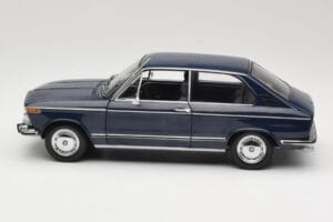 BMW 1600 Touring Bleu Minichamps 1:18 80430145823 Métal — image 4 sur 8