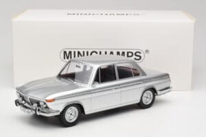 BMW 1800 Ti Argent Minichamps 1:18 107024000 Résine — image 6 sur 6