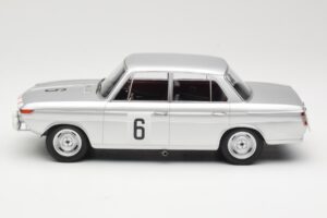 BMW 1800 TiSA #6 J. Munaron / K. Eppelein 24 Hours of Spa 1965 Minichamps 1:18 155652906 Métal — image 3 sur 6