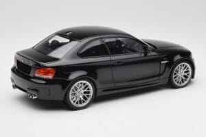 BMW 1M Coupe E82 Black Metallic Minichamps 1:18 110020021 Métal — image 3 sur 8