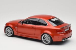 BMW 1M Coupe E82 Sakhir Orange Metallic Minichamps 1:18 110020020 Métal — image 7 sur 8