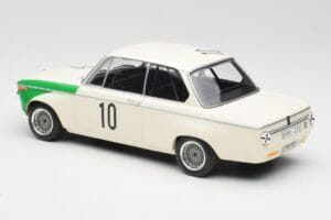BMW 2002 Tii E10 #10 H. Hahne / D. Quester Winners Nurburgring 1968 Minichamps 1:18 155682710 Métal — image 5 sur 6