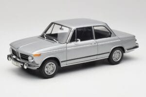BMW 2002 Tii Polaris Argent AUTOart 1:18 80430146517 Métal