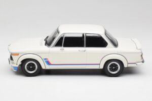 BMW 2002 Tii Turbo Alpine White Minichamps 1:18 155026200 Métal — image 3 sur 6