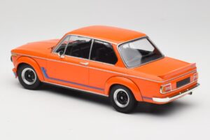 BMW 2002 Turbo Orange Minichamps 1:18 155026202 Métal — image 5 sur 6