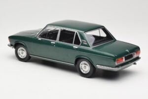BMW 2500 E3 Green Metallic Minichamps 1:18 155029201 Métal — image 5 sur 6